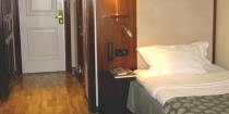 <?php echo $hotelname_visible; ?> Bedroom